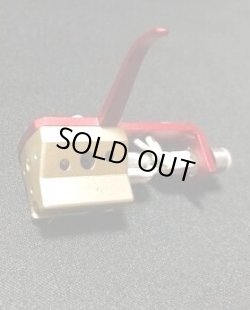 画像1: ⋰⋰⋰⋰10万円で特別提供します。 アンプ回路設計者に共通して支持される楕円針仕様MCカートリッジ　発電部の宿命である低次高周波の放出・外来高周波遮断　３段厚高品位金属ボディ　１００％高分解能実現のトッププレートの採用